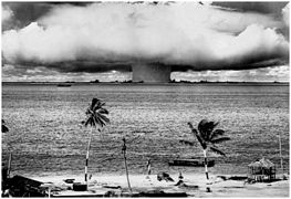 GIANT POSTER - BIKINI ISLAND 1946 ATOMIC BOMB TEST - 39" X 55"